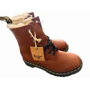 Dr Martens- 1460 Serena Women's Faux Fur Lined Boots in Tan Farrier Size 7 NWOB